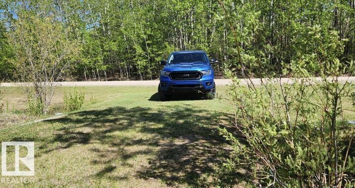 Property Photo:  55109 Hwy 777 9  AB T0E 1V0 
