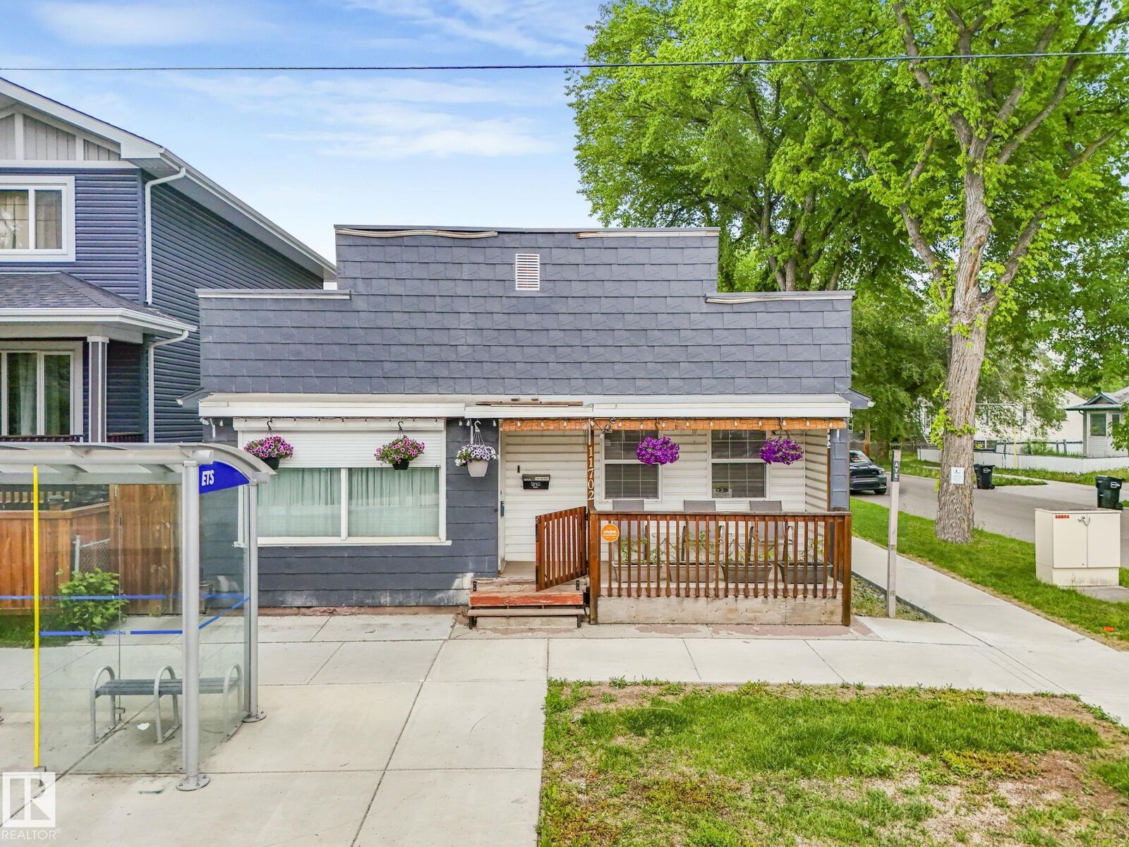Property Photo:  11702 129 Avenue NW  AB T5E 0M8 