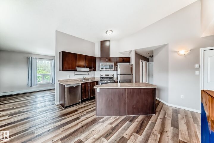 10710 116 Street NW 401 — photo 1