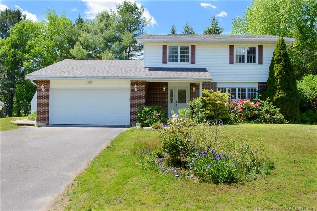 Property Photo: 7 Baycrest Drive NB E5K 2V5