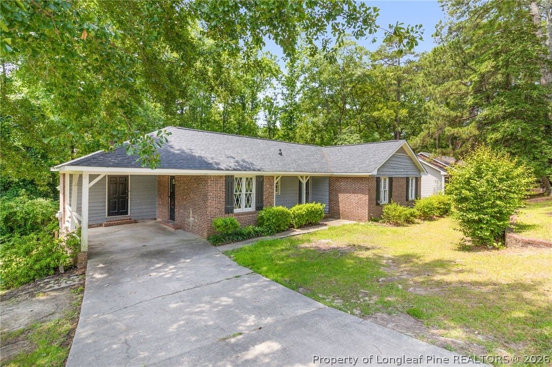 Property Photo:  1812 Swann Street  NC 28303 