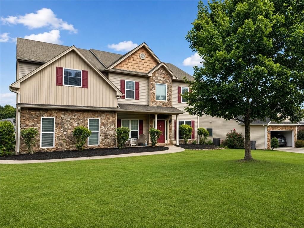 Property Photo:  1361 Yorkshire Drive  GA 30680 