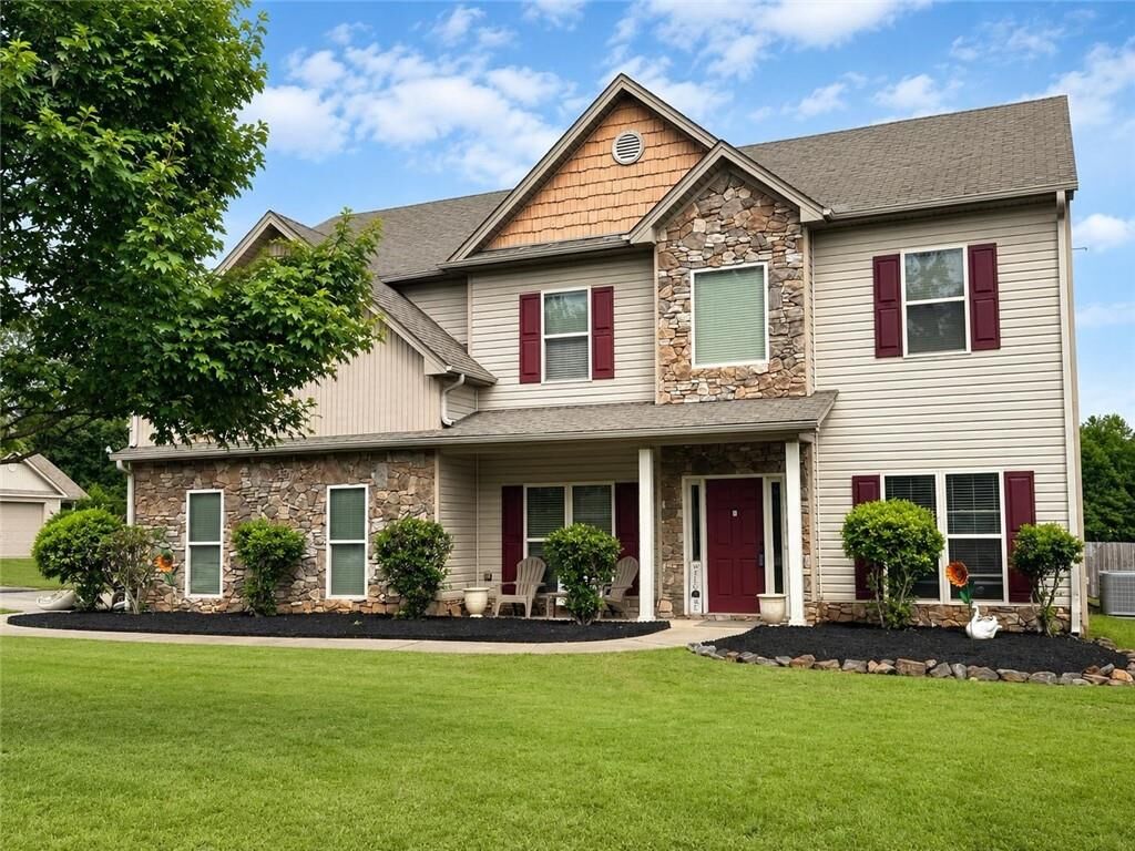 Property Photo: 1361 Yorkshire Drive GA 30680