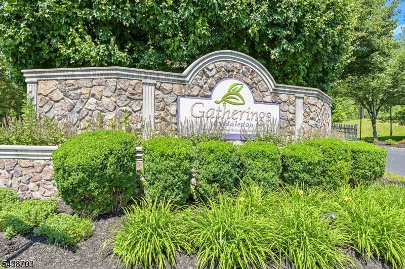 Property Photo: 1305 Gatherings Dr 1305 NJ 07508