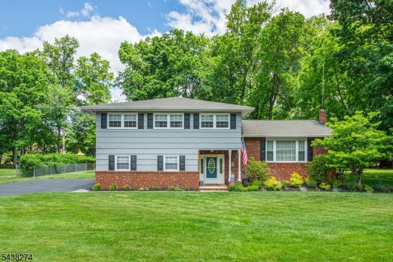 Property Photo:  21 Whitegate Rd  NJ 07876 