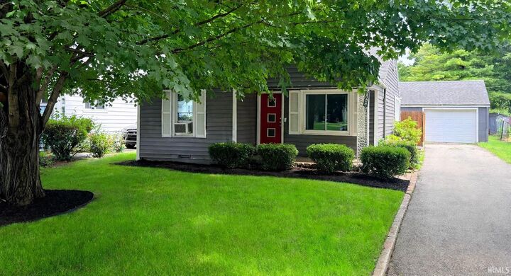 Property Photo:  2004 N Milton Street  IN 47303-5339 