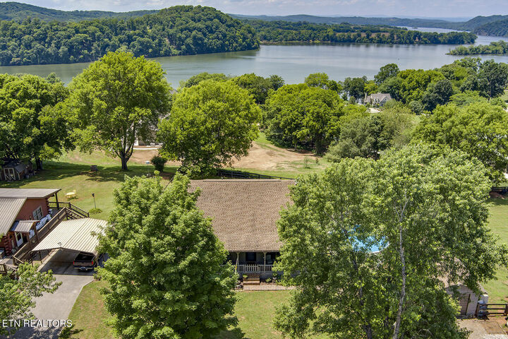 Property Photo: 132 Morris Lane TN 37763