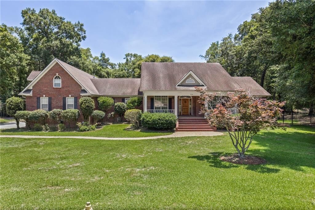 Property Photo: 234 Autumn Drive AL 36571