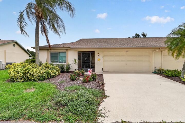 Property Photo: 2106 Harringay Street 451 FL 33573