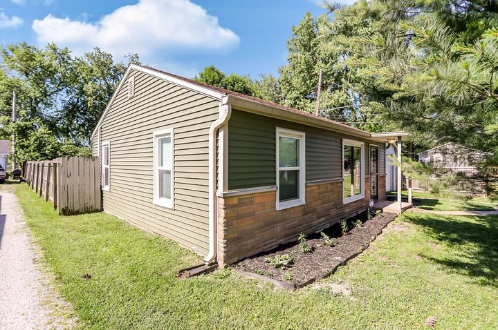 Property Photo: 2025 E Dudley Avenue IN 46227