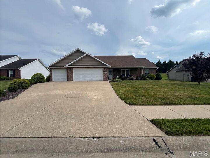 Property Photo: 1847 Autumn Drive MO 63701