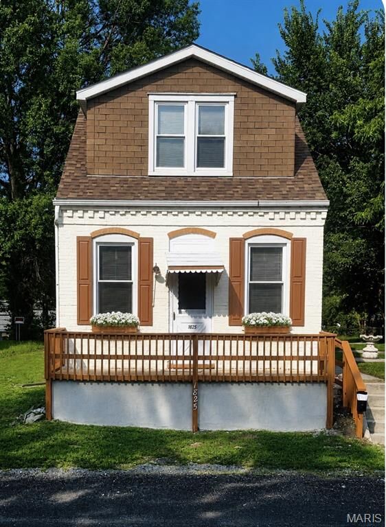 Property Photo:  1825 Bunsen Avenue  IL 62226 
