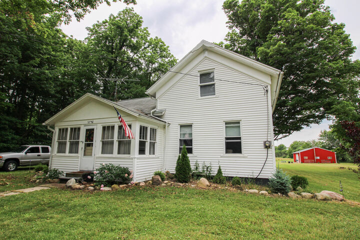 Property Photo: 53532 Parkville Road MI 49093