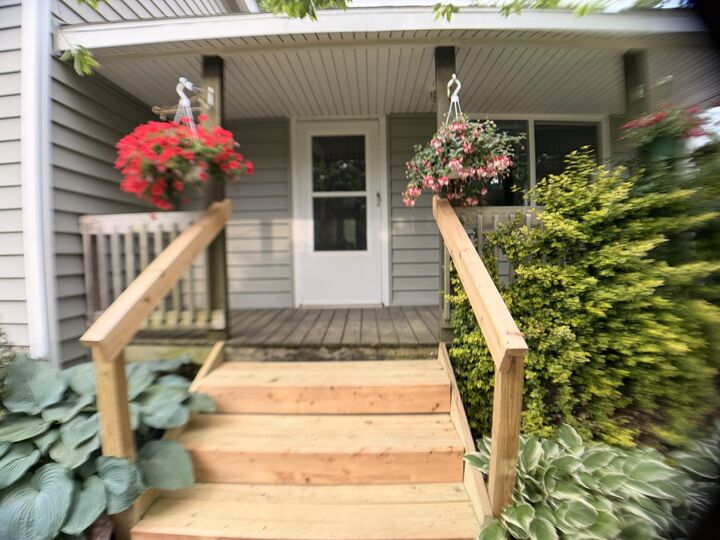 Property Photo: 283 East Avenue MI 49261