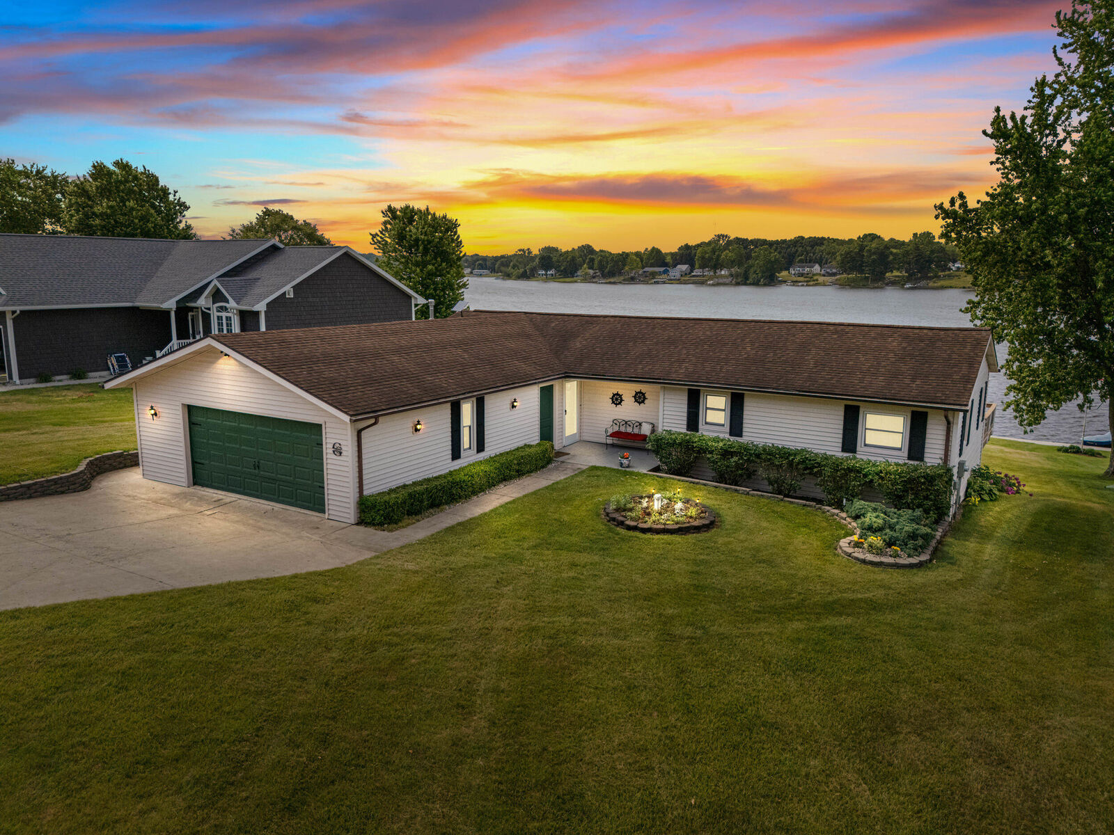 Property Photo:  4079 Kim Drive  MI 49242 