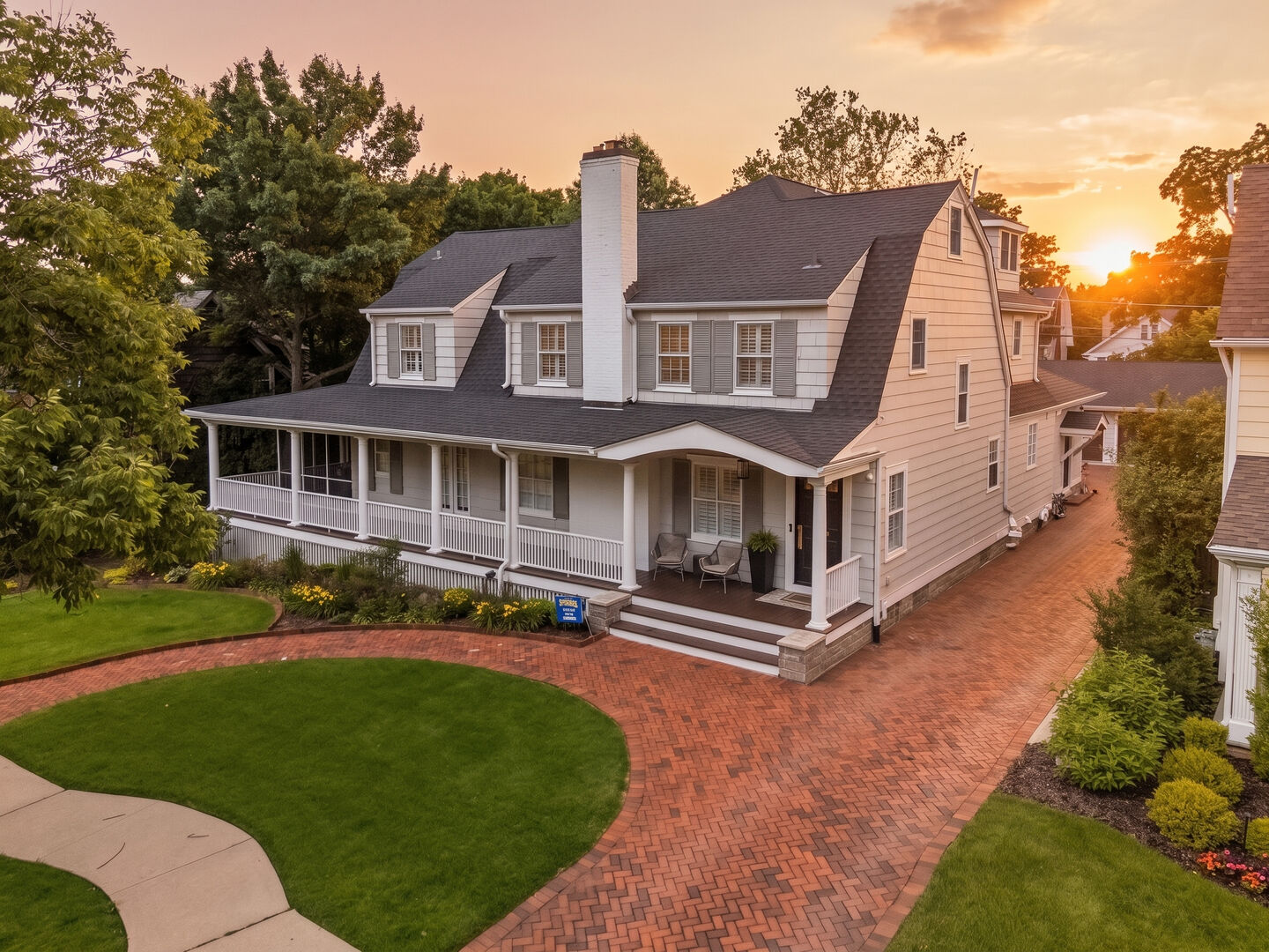 Property Photo: 4060 Grove Avenue IL 60558