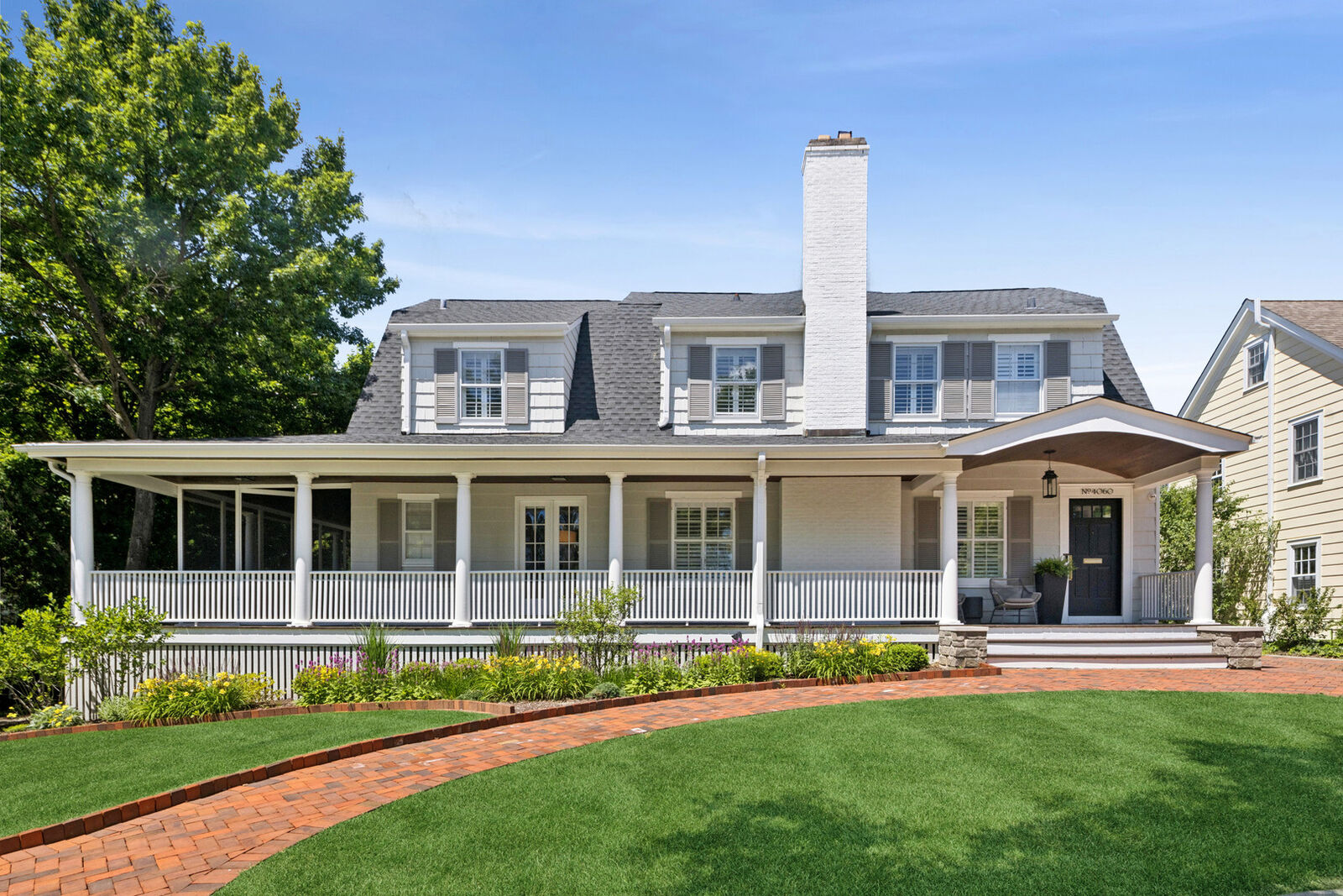 Property Photo: 4060 Grove Avenue IL 60558