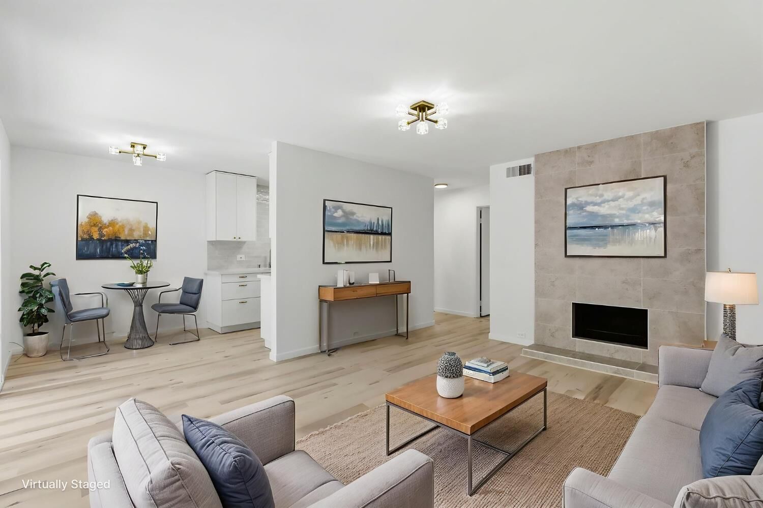Property Photo:  2201 Woodside Lane 1  CA 95825 