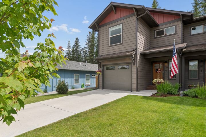 Property Photo:  125 Great Northern Drive  MT 59937 