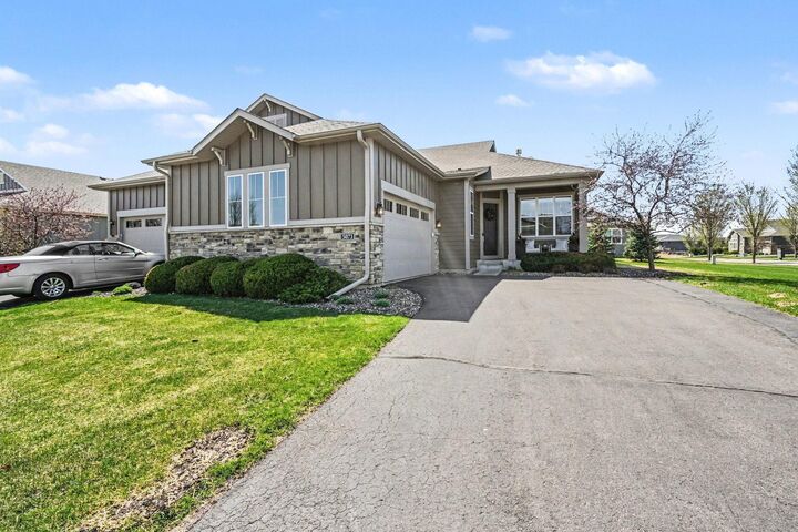Property Photo: 5073 Sundial Lane MN 55129