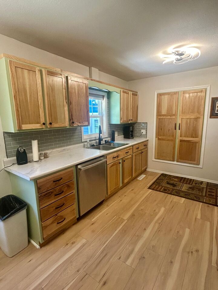 Property Photo: 512 8th Street MN 55334