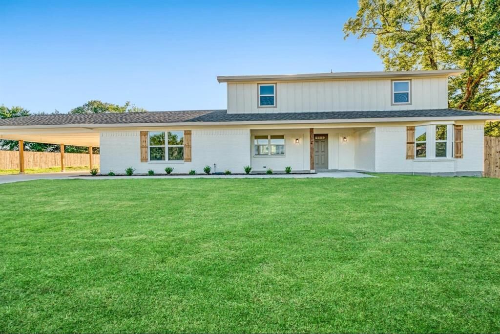 Property Photo: 670 County Road 44050 TX 75473