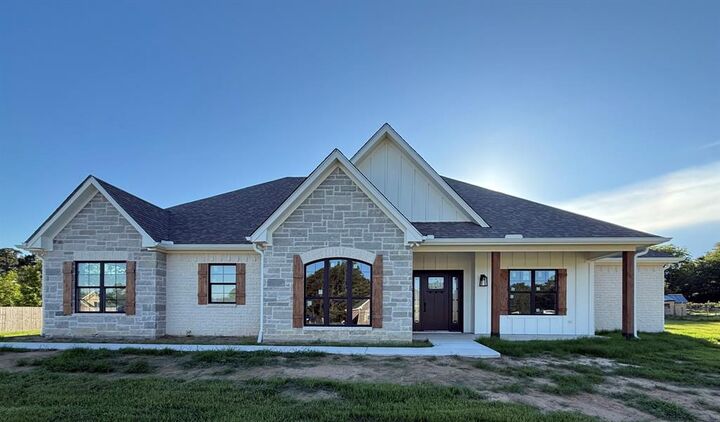 Property Photo: 202 Rs County Road 1189 TX 75440