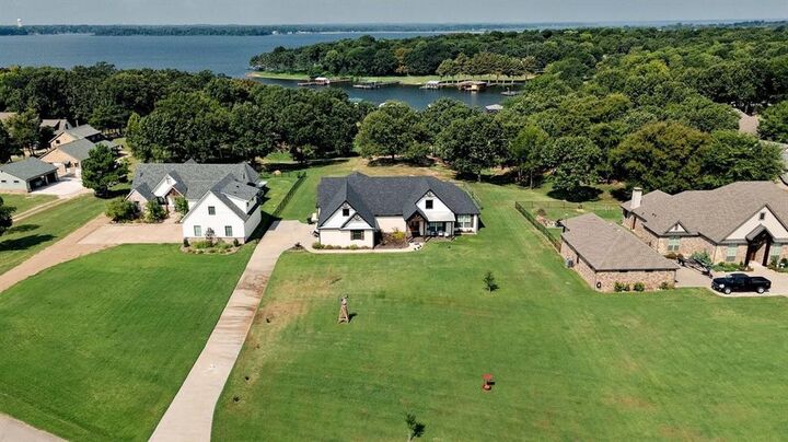 Property Photo:  480 County Road 1927  TX 75497 
