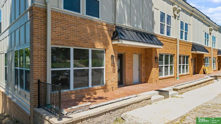 Property Photo: 1016 S 33 Court NE 68105