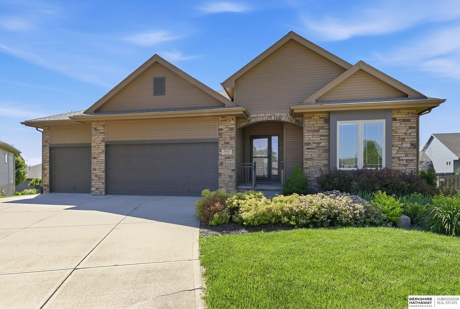 Property Photo: 18407 Cuming Circle NE 68022