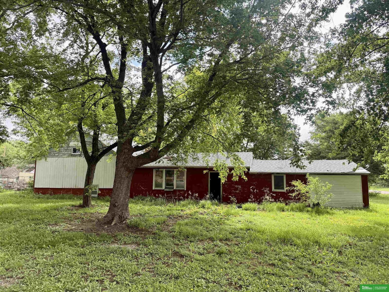 Property Photo:  100 Post Street  NE 68367 