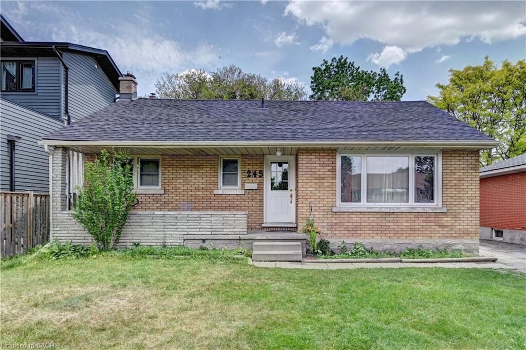 Property Photo: 245 Eighth Avenue ON N2C 1S6