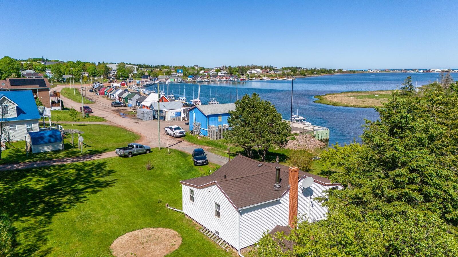 Property Photo: 44 Riverside Drive PE C0A 1N0