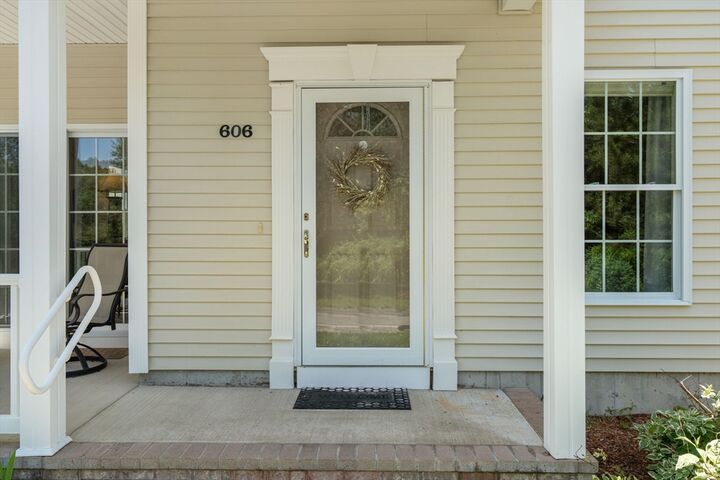 Property Photo:  606 Autumn Ridge Dr 606  MA 01432 