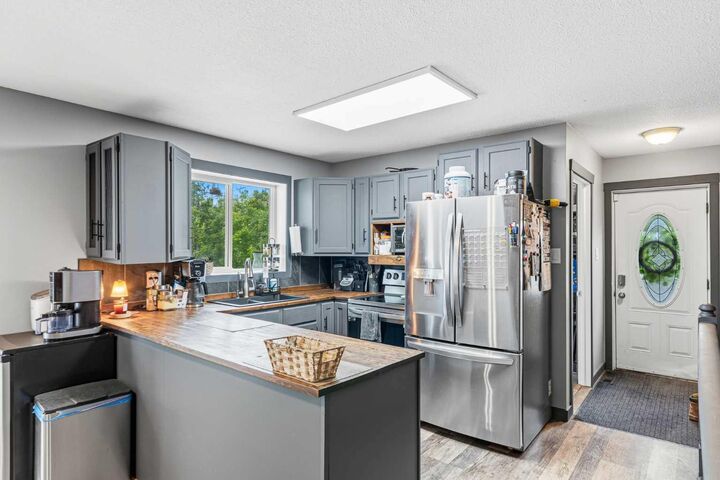Photo de la propriété:  207 7 Avenue  SK S0M 2G0 