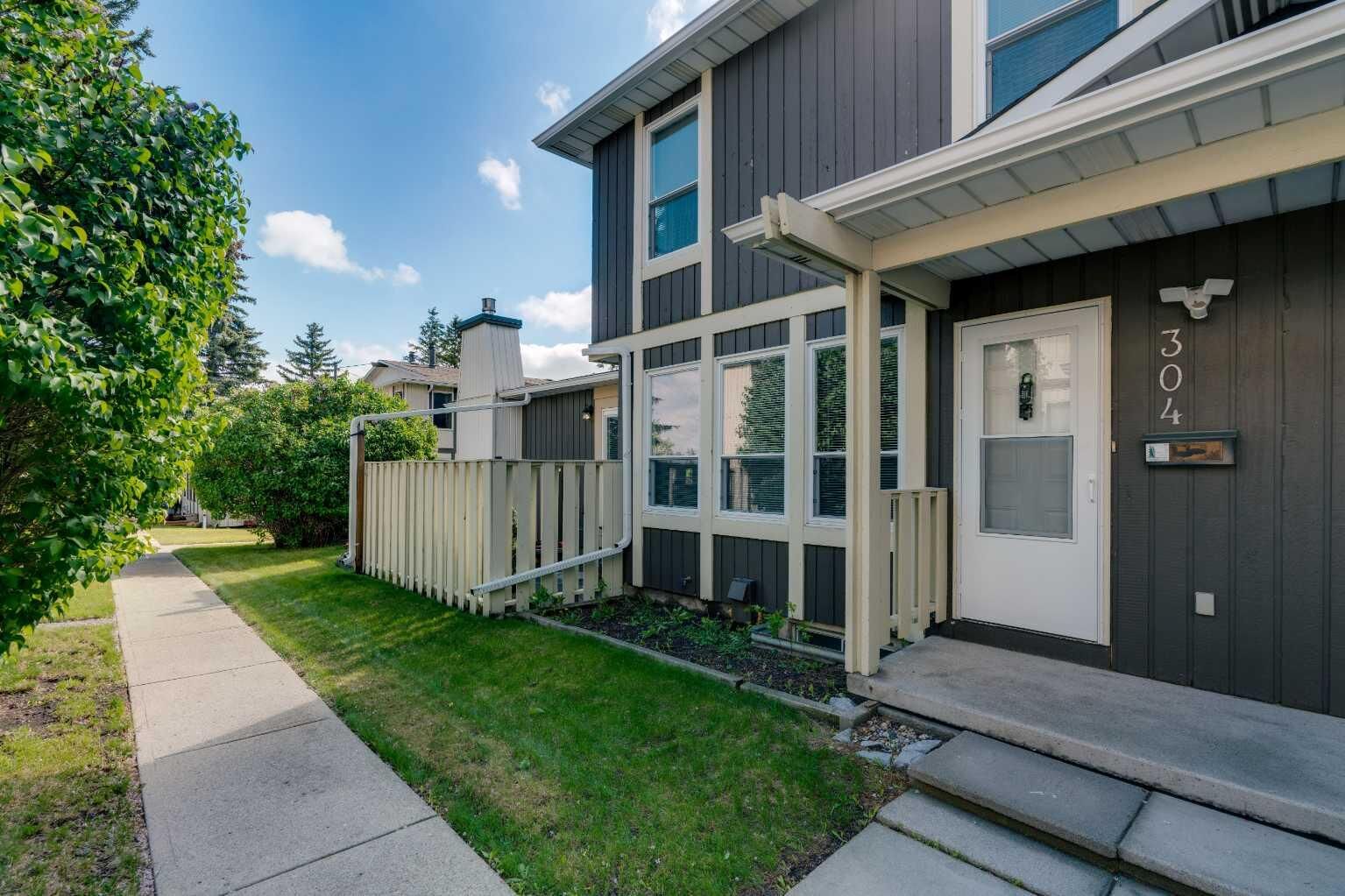 Property Photo:  544 Blackthorn Road NE 304  AB T2K 5J5 