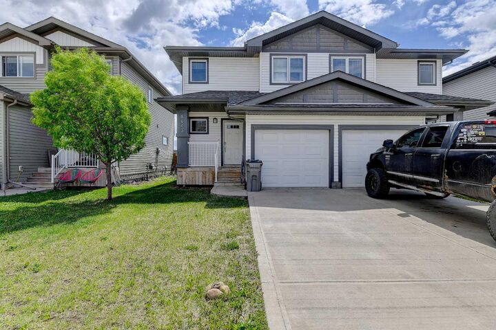 8443 101 Avenue — photo 1