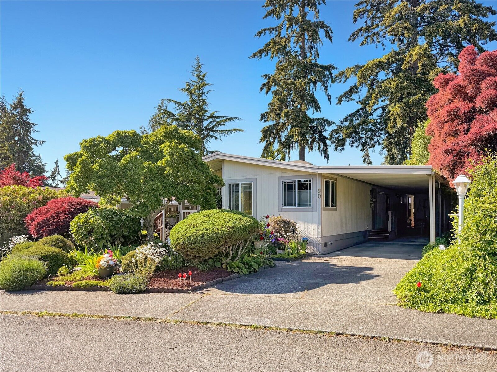 Property Photo:  2500 S 370th Street 90  WA 98003 