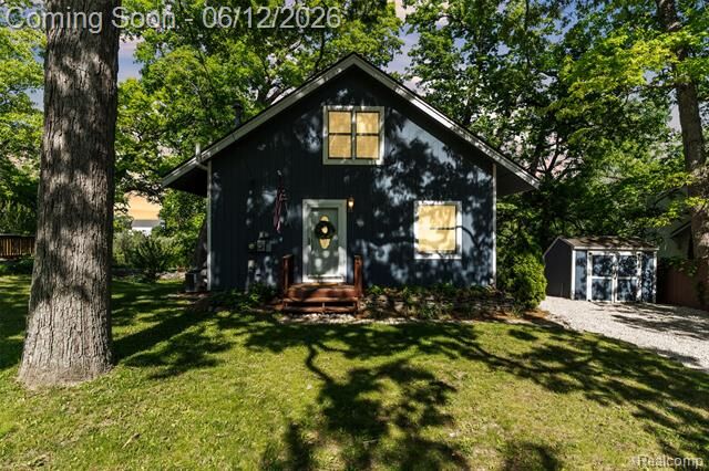 Property Photo: 920 Hickory Ridge Circle MI 48380
