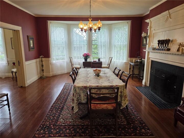 Property Photo:  45 Woodlawn Avenue 1  RI 02809 
