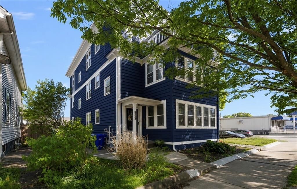 Property Photo: 843 Hope Street 3 RI 02906