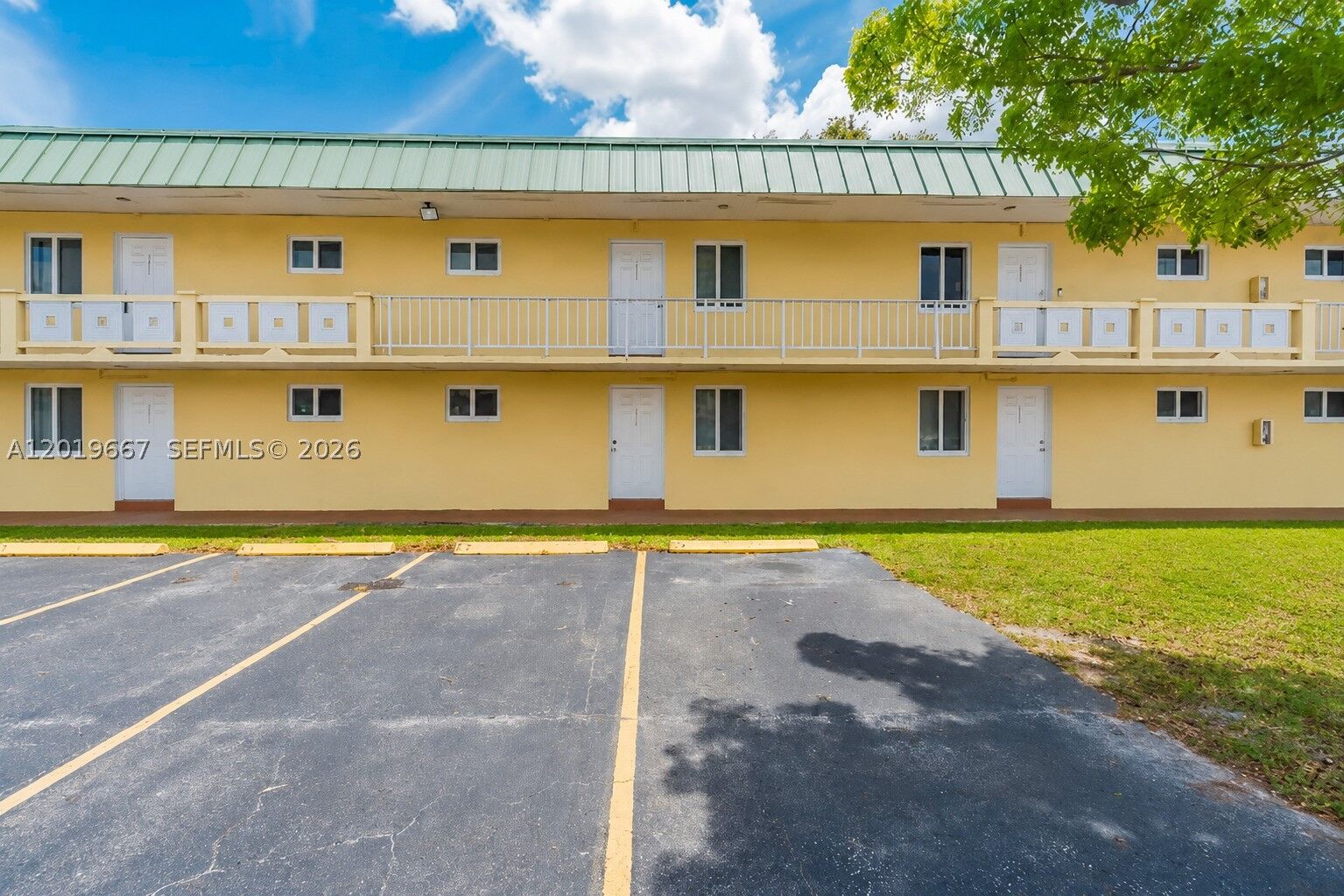 Property Photo:  505 NW 177th St 136  FL 33169 