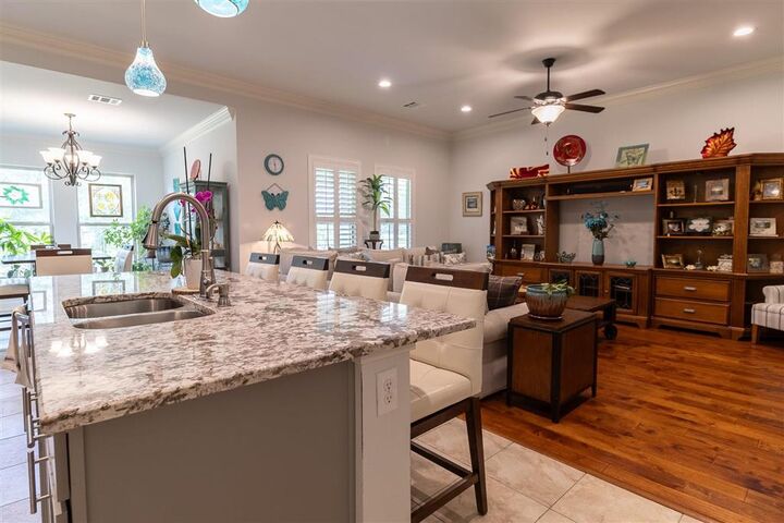 Property Photo:  7106 Spring Gardens Drive  LA 70817 