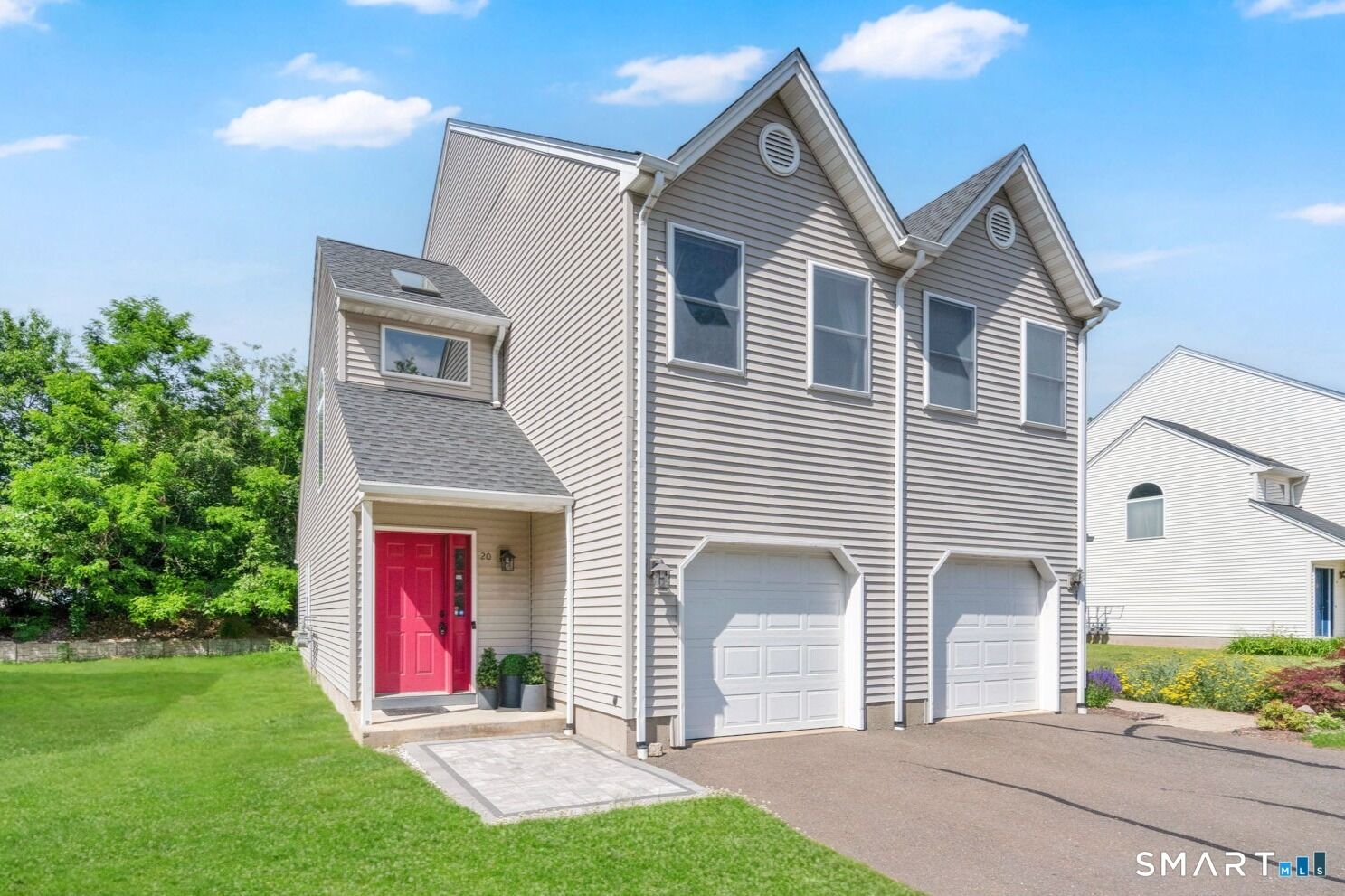 Property Photo: 16 Maple Street 20 CT 06066