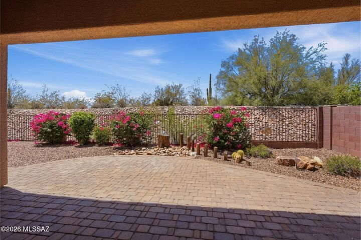 Property Photo: 12761 N Gentle Rain Drive AZ 85658