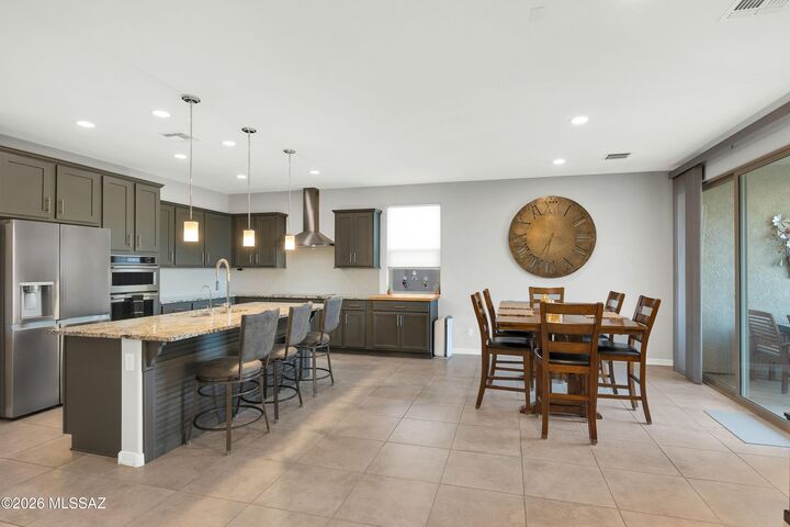 Property Photo:  8428 N Lone Ranger Road  AZ 85743 