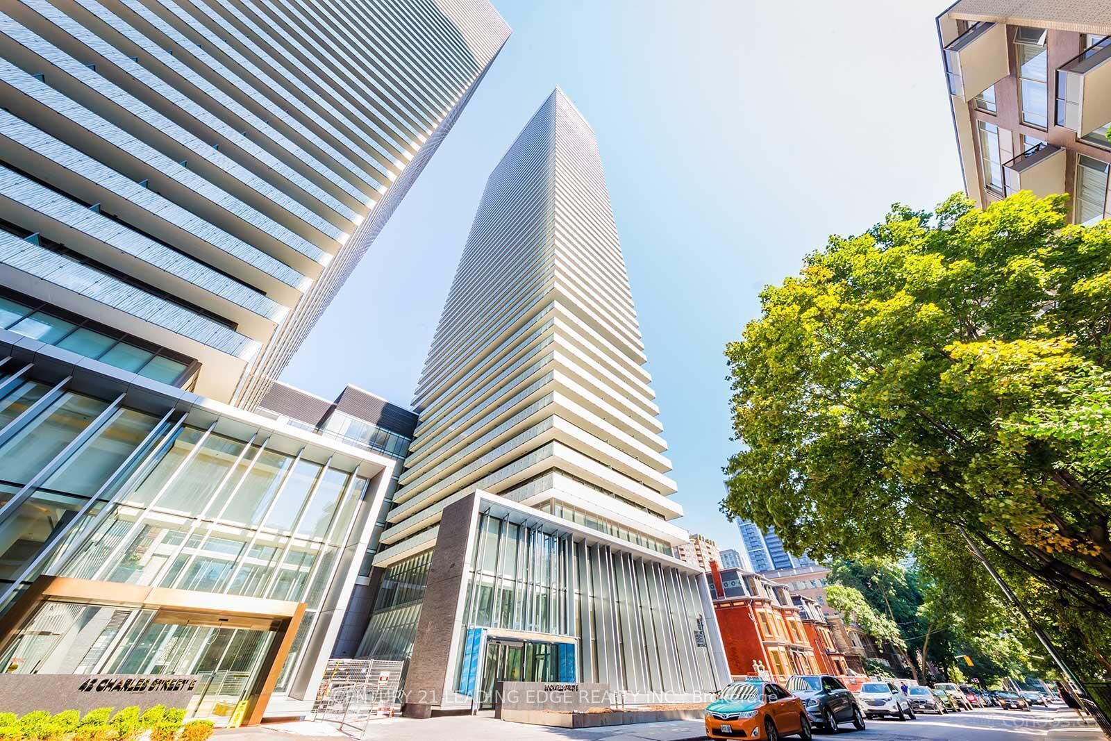 Property Photo:  50 Charles Street E 3906  ON M4Y 0C3 