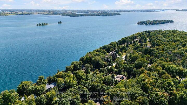 40 Riverside Drive — photo 1