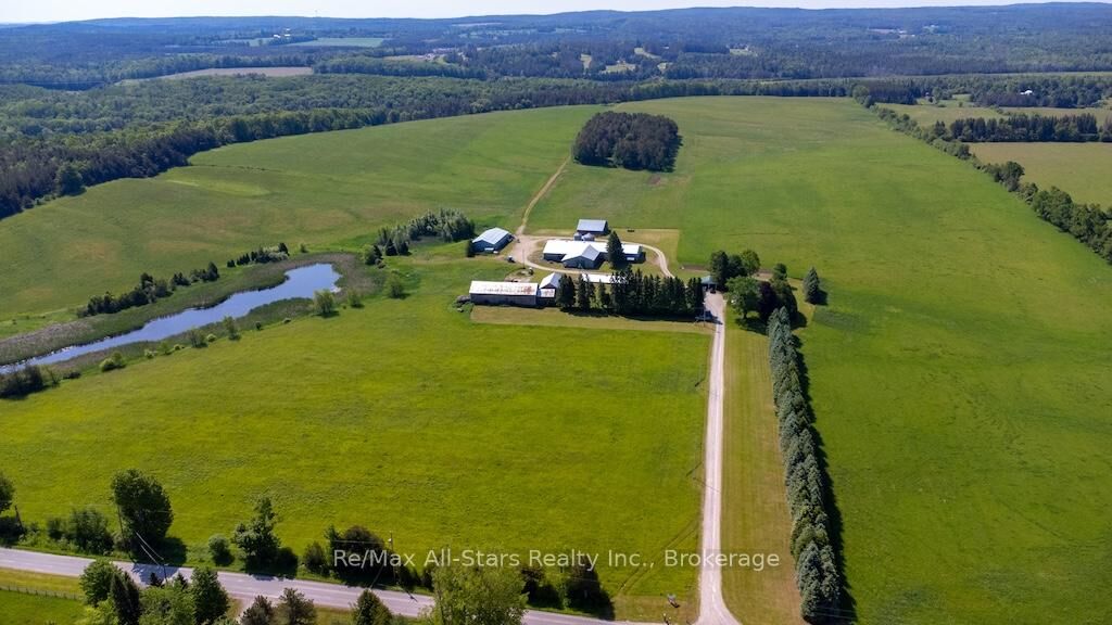 Property Photo: 420 Solanum Way ON L0A 1K0