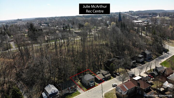 Property Photo:  1671 4th Avenue E  ON N4K 2R1 